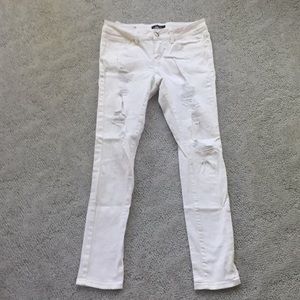 Eterno white denim distressed jeans 7